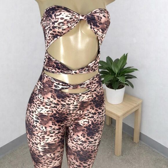 Leopard Print Cut-Out Jumpsuit  Size S - Picture 2 of 6